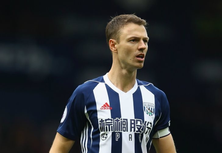 Manchester United could be about to make a swoop for former defender Jonny Evans.