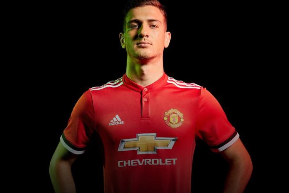 AC Milan are keen on taking Manchester United defender Diogo Dalot on loan
