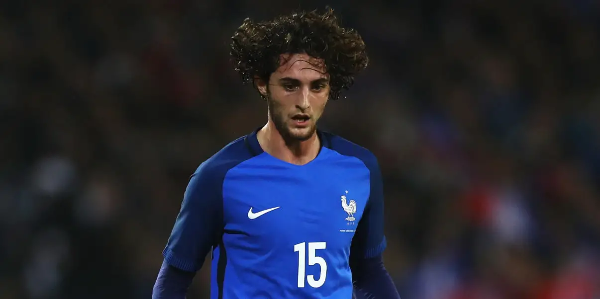 Manchester United are pushing for the signature of Juventus’ Adrien Rabiot.