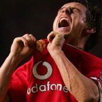 Manchester United legend, Gary Neville has urged the club to go all out and secure the signing of Tottenham Hotspur talisman Harry Kane