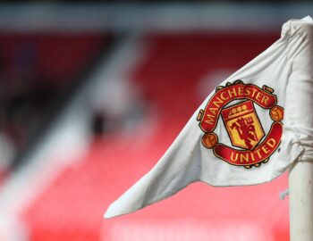 Manchester United agree £150-160k weekly wages with Premier League starlet but fee an issue