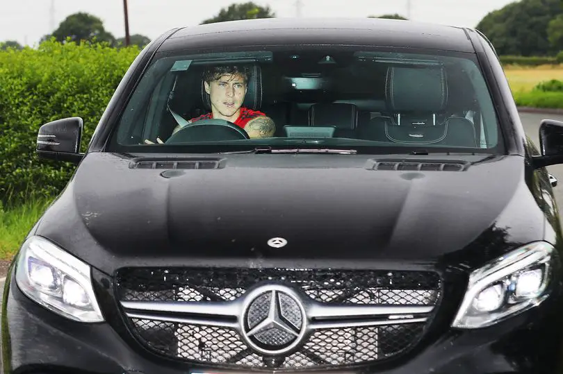 Victor Lindelof turned up for training at Carrington today