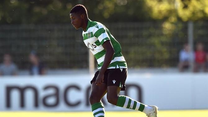 Manchester United are keeping tabs on Sporting Lisbon duo Nuno Mendes and Eduardo Quaresma