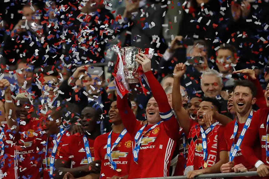 Manchester United lifting the EFL Cup in 2017.