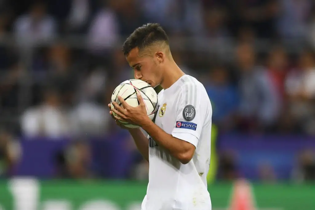Leeds United have entered the race to Manchester United target Lucas Vazquez.