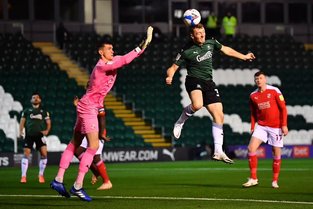Matej Kovar in action for Swindon Town. (Image Credits: Dan Mullan/GETTY Images)