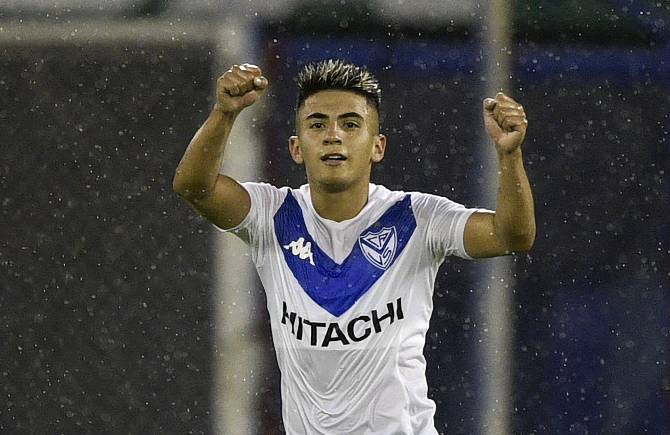 Thiago Almada is linked with a summer transfer to Manchester United. (GETTY Images)