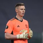 Dean Henderson has attracted late interest but prefers Manchester United stay.