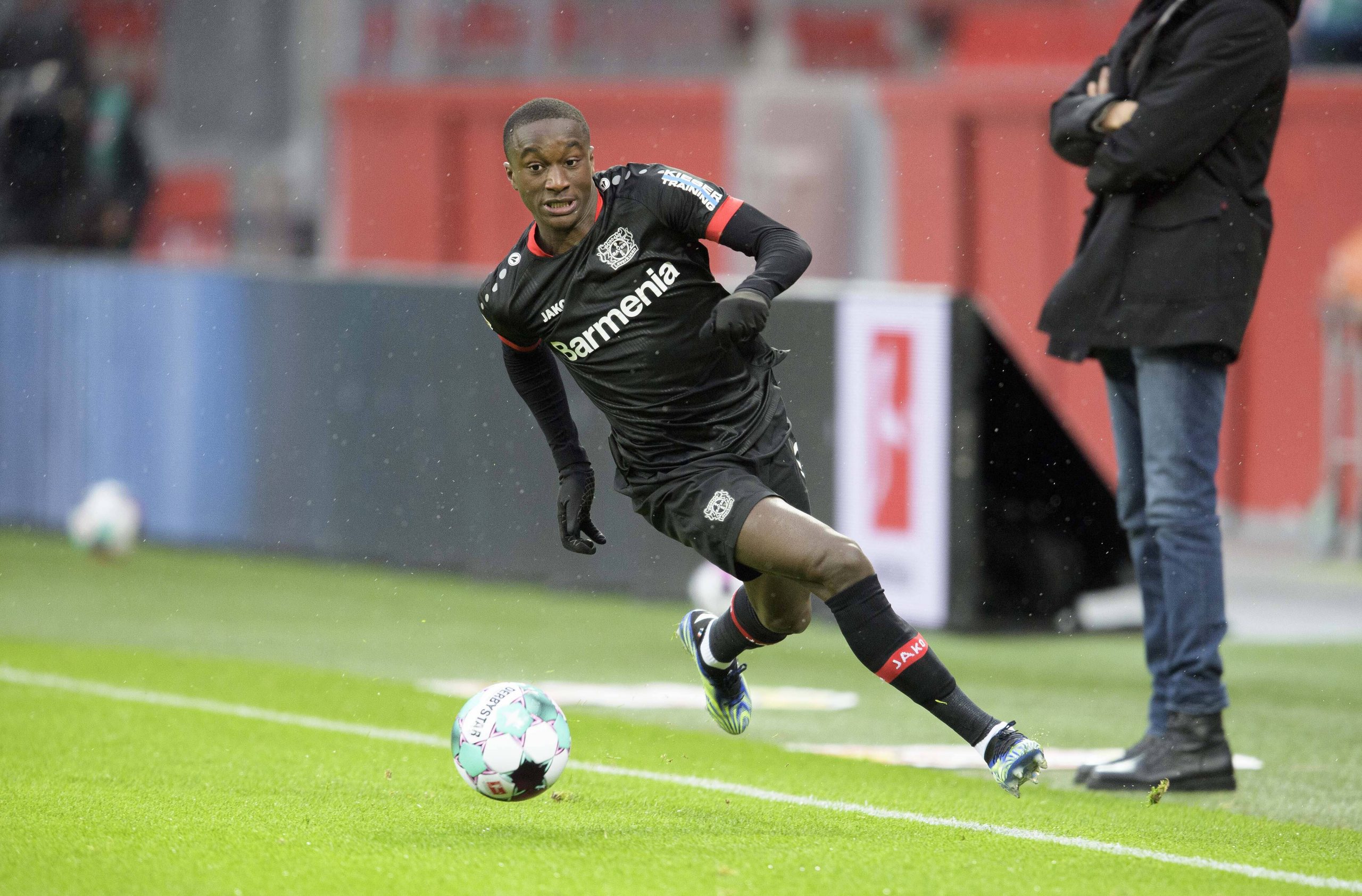 Bayer Leverkusen reject £30 million from Aston Villa for Manchester United target Moussa Diaby.
