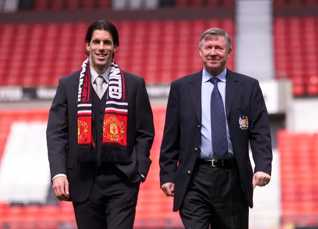 In some itneresting news, former Manchester United star Ruud van Nistelrooy has revealed the role Sir Alex Ferguson played ind enying him the Golden Boot in 2002.