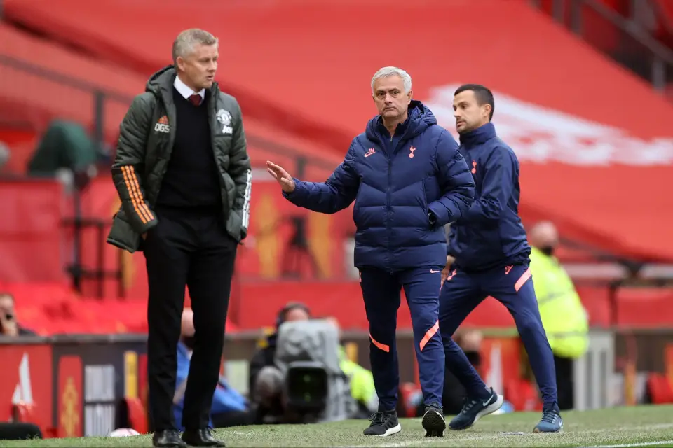 Jose Mourinho eyeing Manchester United star Donny van de Beek
