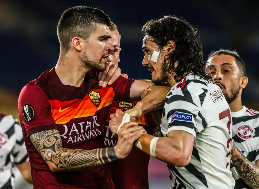 Manchester United star Edinson Cavani jumps to the defence of Mason Greenwood against Roma