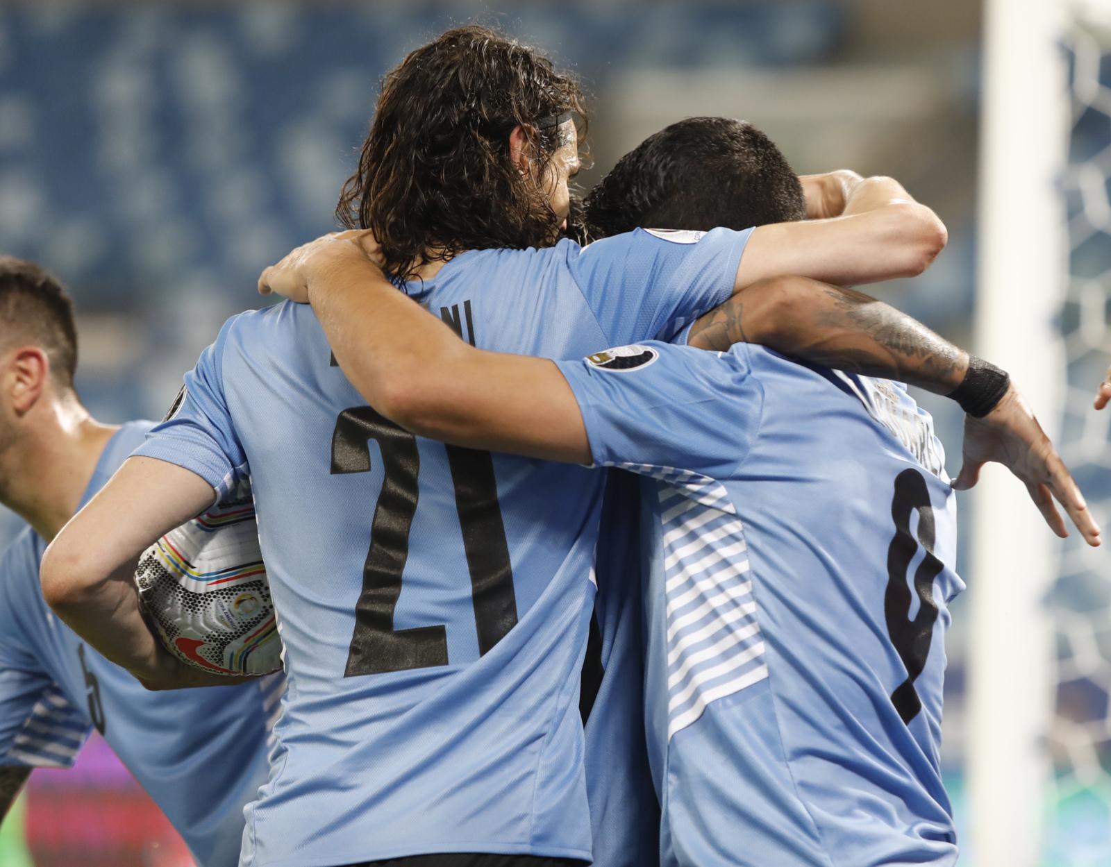 Manchester United star Edinson Cavani played the whole ninety minutes as Uruguay drew 1-1 with Chile in the Copa America.