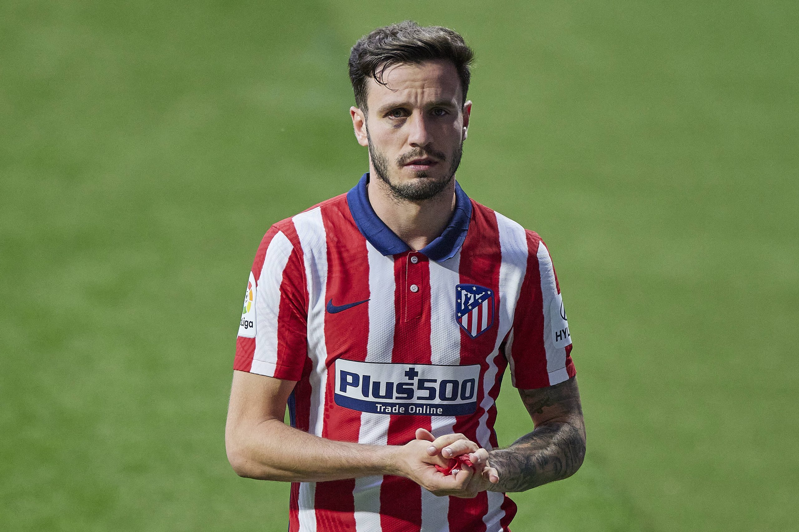 Manchester United face a three-way battle for Saul Niguez