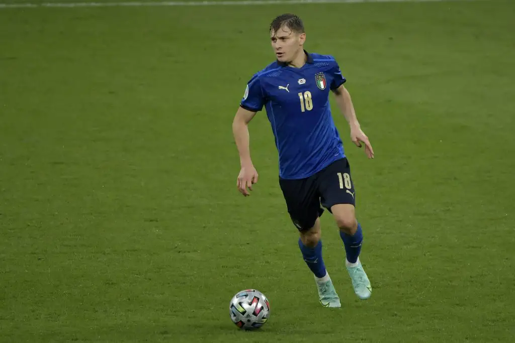 Nicolo Barella is close to agreeing a new Inter Milan despite interest from Manchester United.