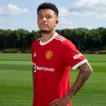 Jadon Sancho with the 2021/22 Manchester United home kit.