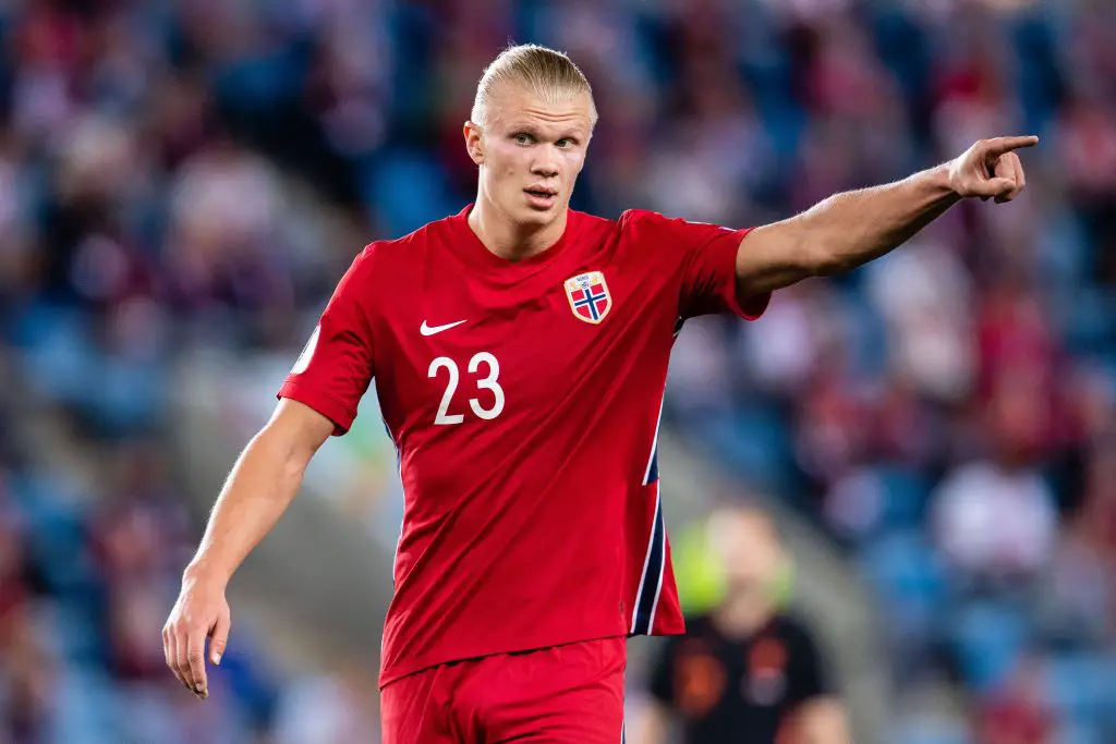 Erling Haaland is pursued by Manchester City, Man United, and Real Madrid.