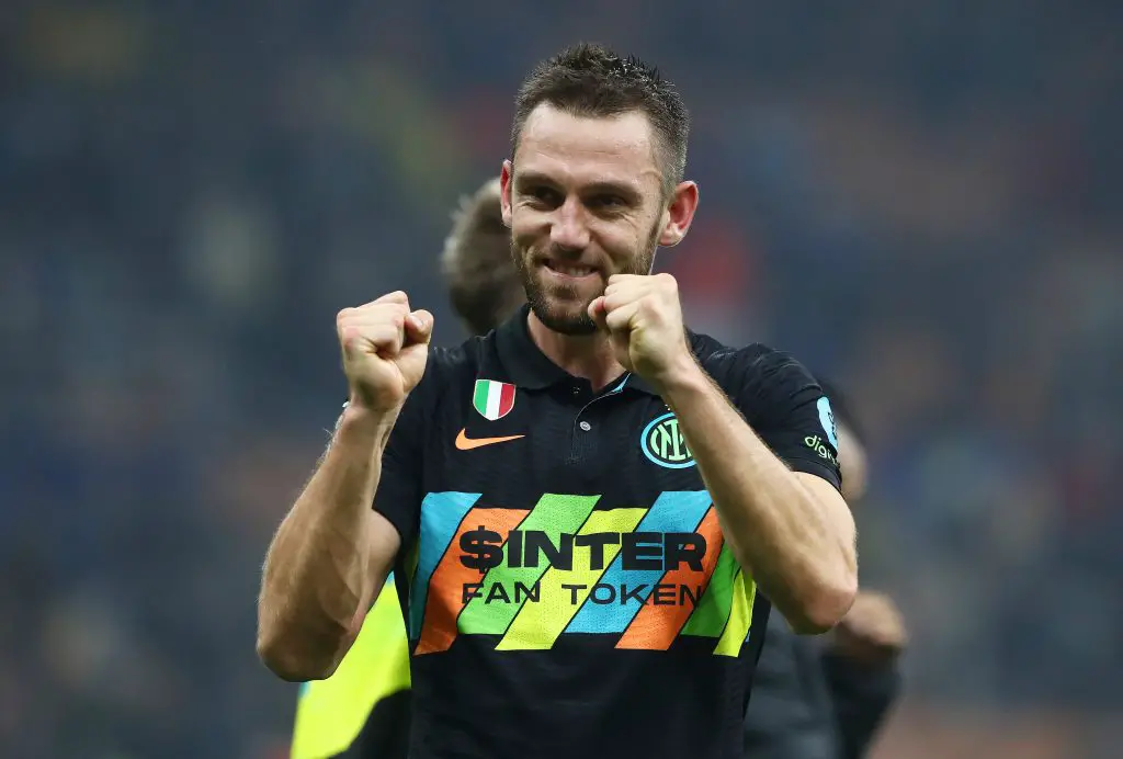 Transfer News: Stefan de Vrij ‘waiting for call’ amidst Manchester United interest .  (Photo by Marco Luzzani/Getty Images)