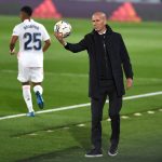 Zinedine Zidane is open to joining Manchester United but his wife, Veronique, is opposed to the move.