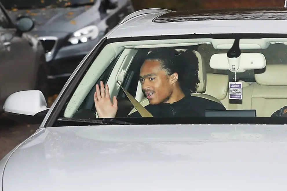 Manchester United starlet Tahith Chong has returned to Carrington to continue his recovery process. (Image: Manchester Evening News)