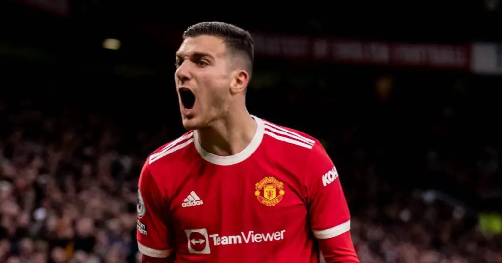 Transfer News: Fiorentina and AS Roma are interested in Manchester United full-back Diogo Dalot.