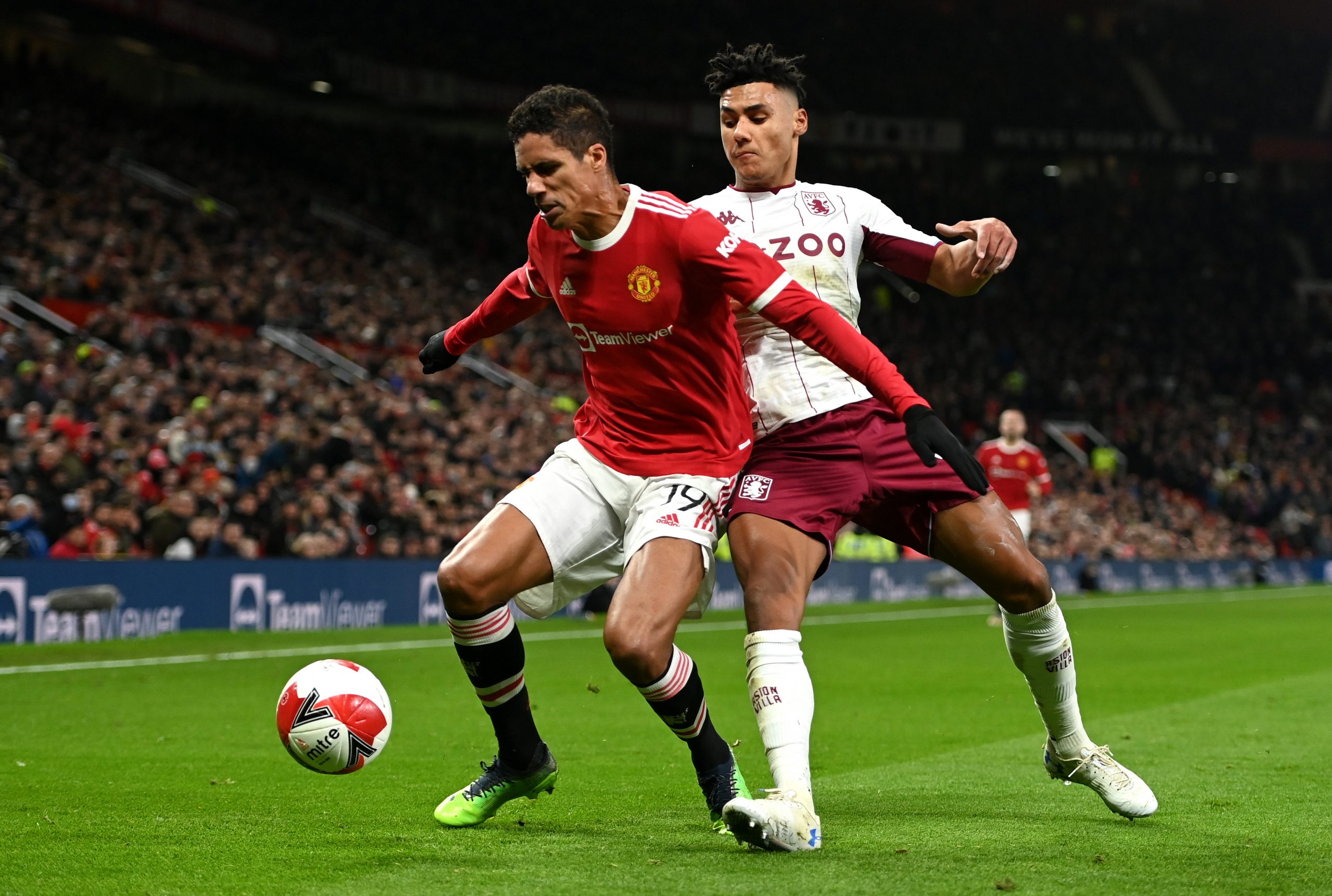 Manchester United boss Erik Ten Hag praises Varane and Martinez partnership.