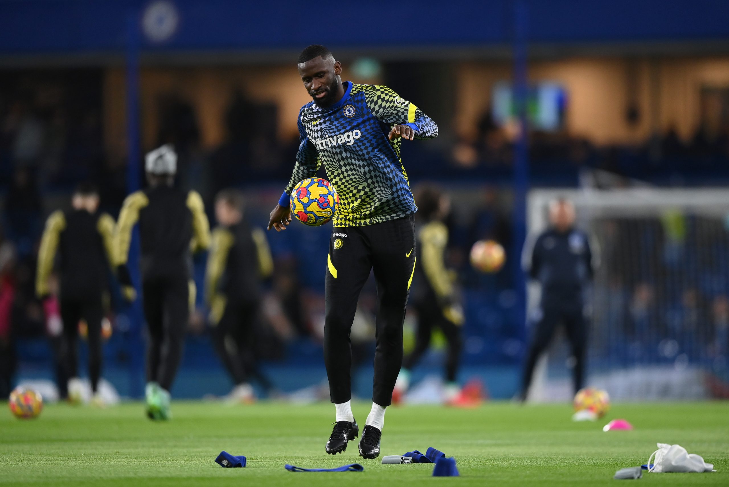 Antonio Rudiger wants Man United to address their managerial uncertainty.
