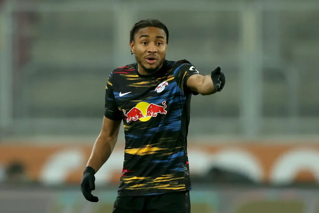 Manchester United target Christopher Nkunku extends his contract at RB Leipzig.