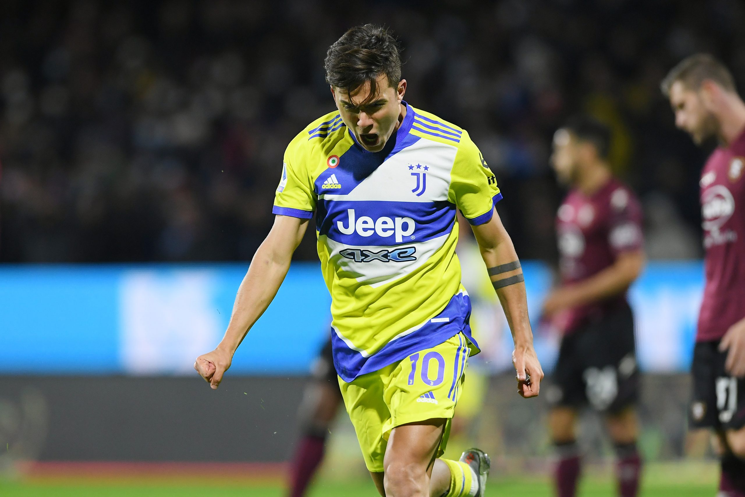 Paulo Dybala is willing to join Man United. (Photo by Francesco Pecoraro/Getty Images)