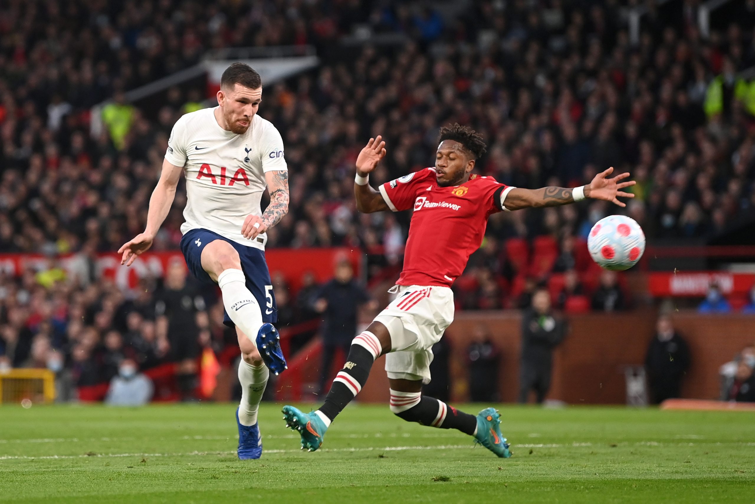 Live streaming manchester united vs tottenham. Манчестер Тоттенхэм. Manchester United vs Tottenham. Форма Манчестер Юнайтед 201. Манчестер Юнайтед экшен обои.