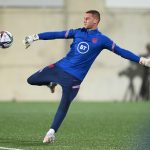Manchester United to rival Tottenham Hotspur for the signing of goalkeeper Sam Johnstone on a free transfer this summer.