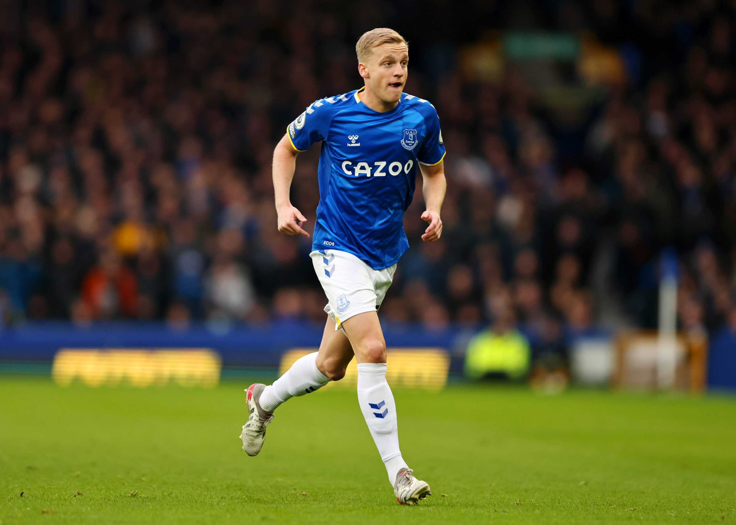 Donny van de Beek on loan at Everton last season. (Photo by Marc Atkins/Getty Images)