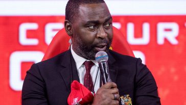 Manchester United legend Andy Cole suggests the club to someone younger than Harry Kane to bolster the striking department.