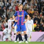 Frenkie de Jong could be announced as new signing this weekend by Man United. (Photo by LLUIS GENE/AFP via Getty Images)