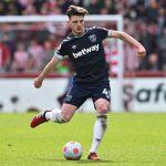 West Ham United make a lucrative new offer to Declan Rice amidst Manchester United interest.