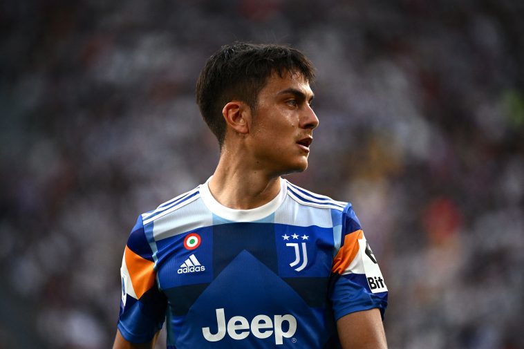 Agent in London to hold transfer talks between Paulo Dybala and Manchester United.