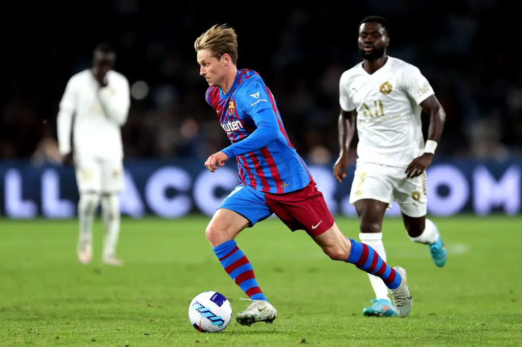 Erik ten Hag is speaking daily with Manchester United target Frenkie de Jong. (Photo by Jose Manuel Alvarez/Quality Sport Images/Getty Images).