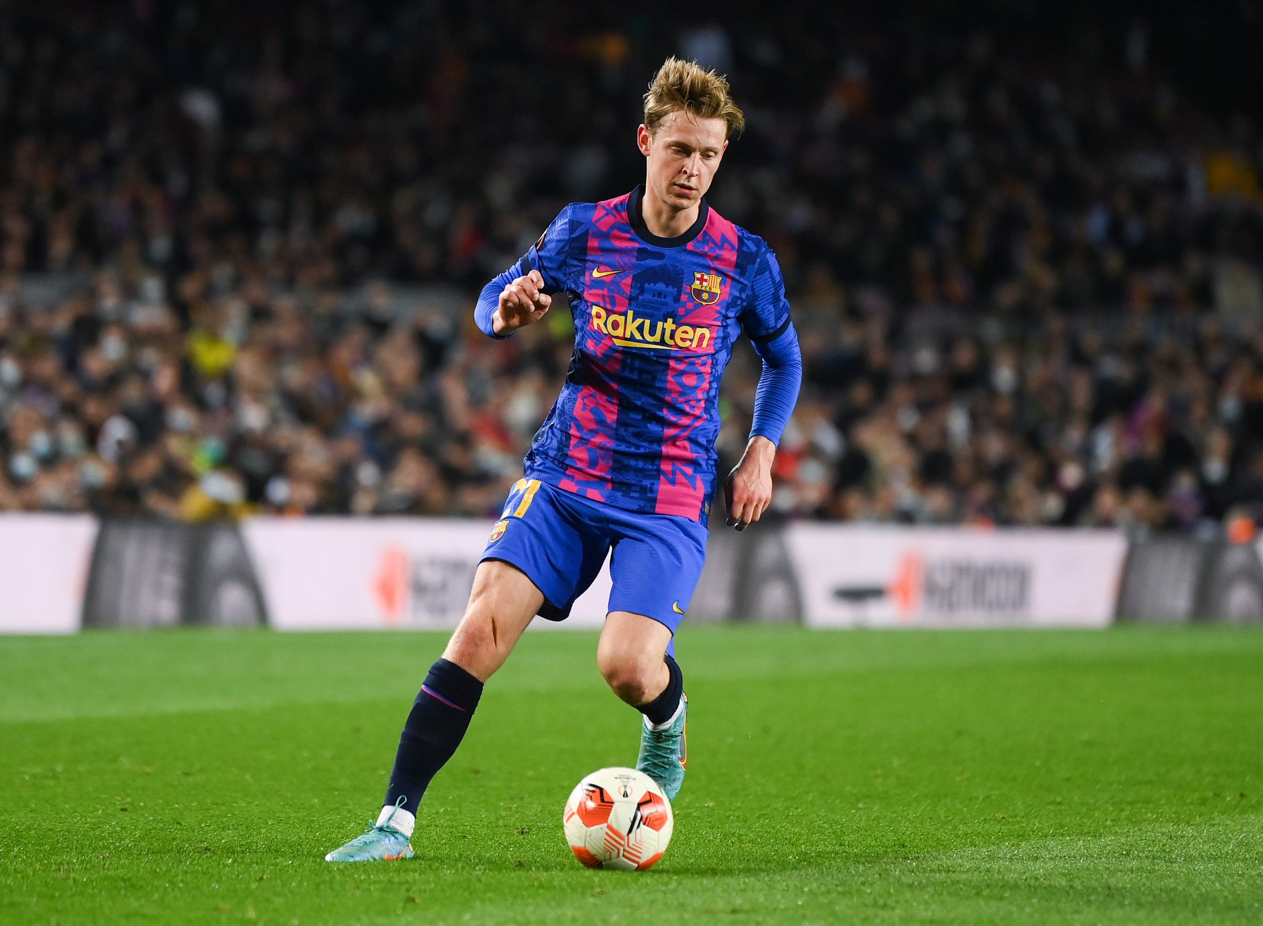 Manchester United chiefs are in Barcelona as club continues to monitor Frenkie De Jong.