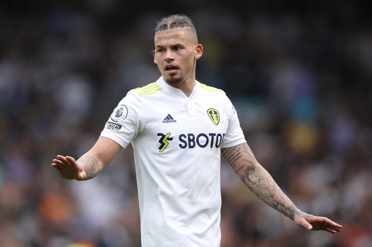 Manchester City preparing to sign Leeds United star Kalvin Phillips after midfielder snubs Manchester United.