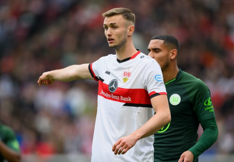 Manchester United held talks with the agent of Austrian striker Sasa Kalajdzic.
