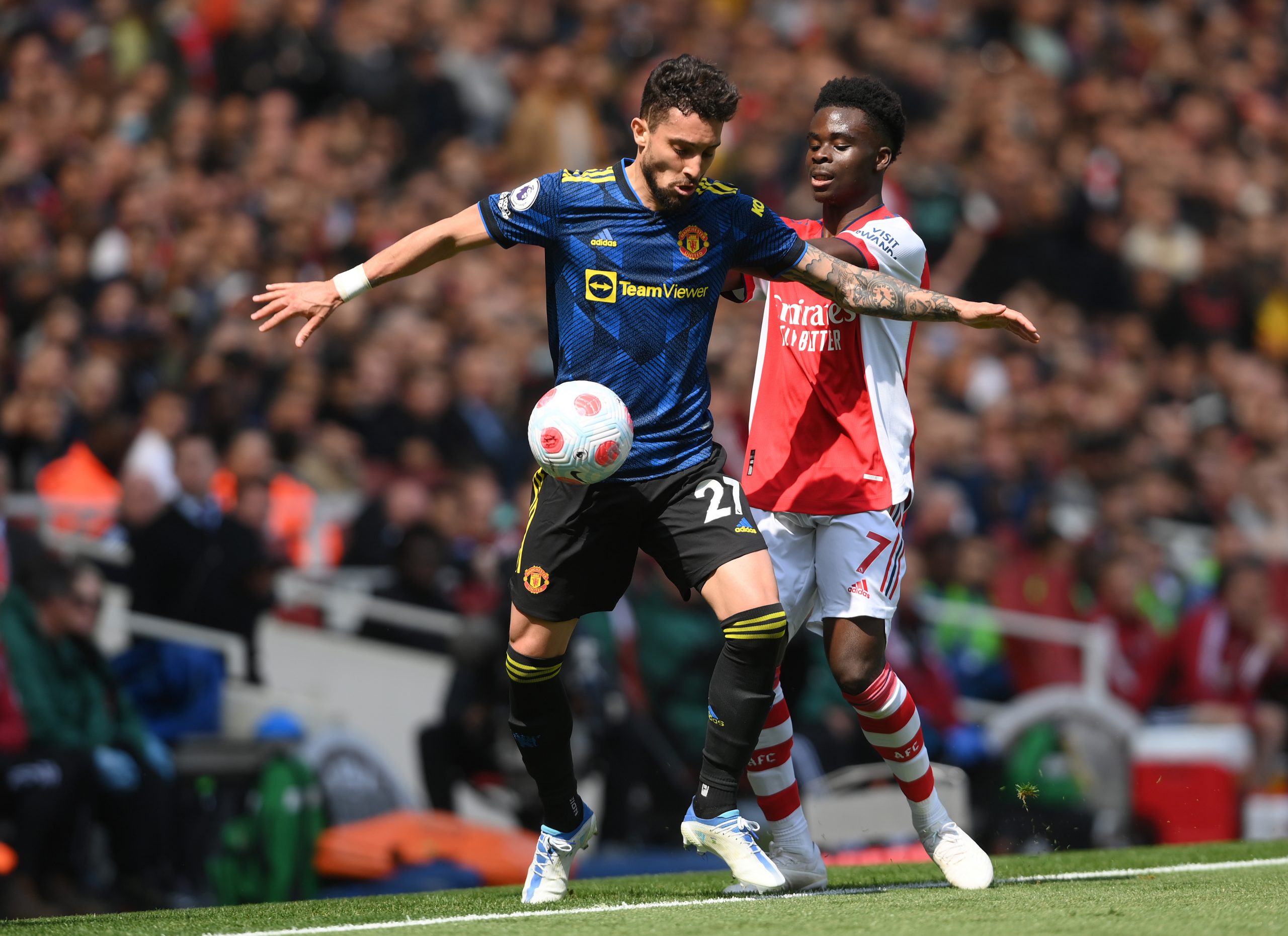 Man United ready to listen to proposals for Alex Telles. (Photo by Mike Hewitt/Getty Images)