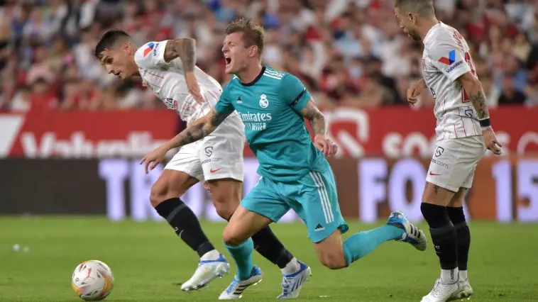 Manchester United alerted as Toni Kroos will not renew his contract at Real Madrid.
