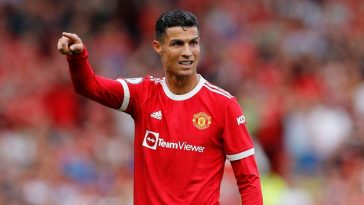 Report: Manchester United will not terminate Cristiano Ronaldo's contract.