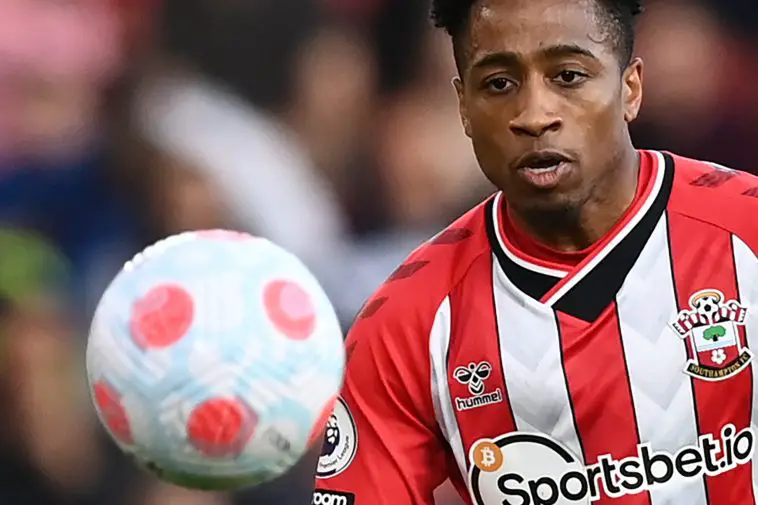 Manchester United are in a transfer battle with Arsenal for Kyle Walker-Peters.