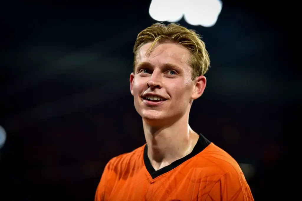 Manchester United have to submit new bid for Frenkie de Jong.