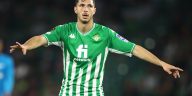 Manchester United have begun talks with Real Betis for Argentine midfielder Guido Rodriguez.