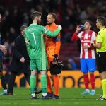 Atletico Madrid consider selling Manchester United target Jan Oblak in January.