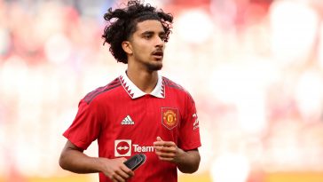 Zidane Iqbal looking to leave Manchester United on loan in January transfer window.