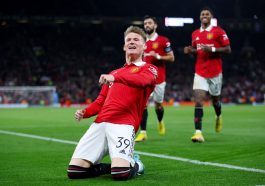 West Ham United offer for Manchester United midfielder Scott McTominay rejected.