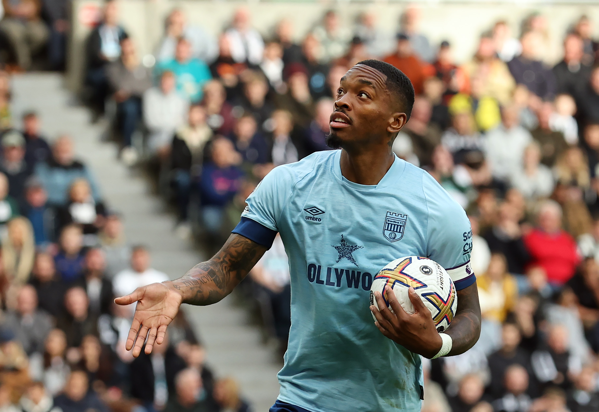 Ivan Toney of Brentford celebrates after scoring a penalty during the Premier League match between Newcastle United and Brentford FC at St. James Park on October 08, 2022 in Newcastle upon Tyne, England.